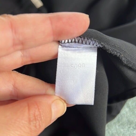 THML Cap Sleeve Blouse - Picture 8 of 9